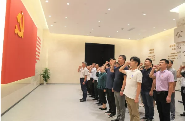 山影集团党员干部赴山东廉政教育馆接受警示教育